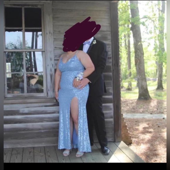 Dresses & Skirts - Formal dress, size 11/12, my junior year prom dress.